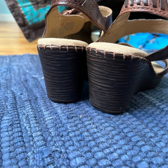 Naturalizer N5 Comfort Dalia Woven Wedge Sandal, 7.5 Wide - Picture 5 of 11